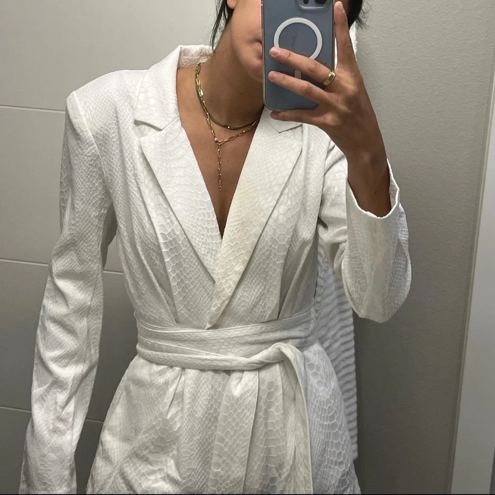 Michael Costello romper - Picture 2 of 2